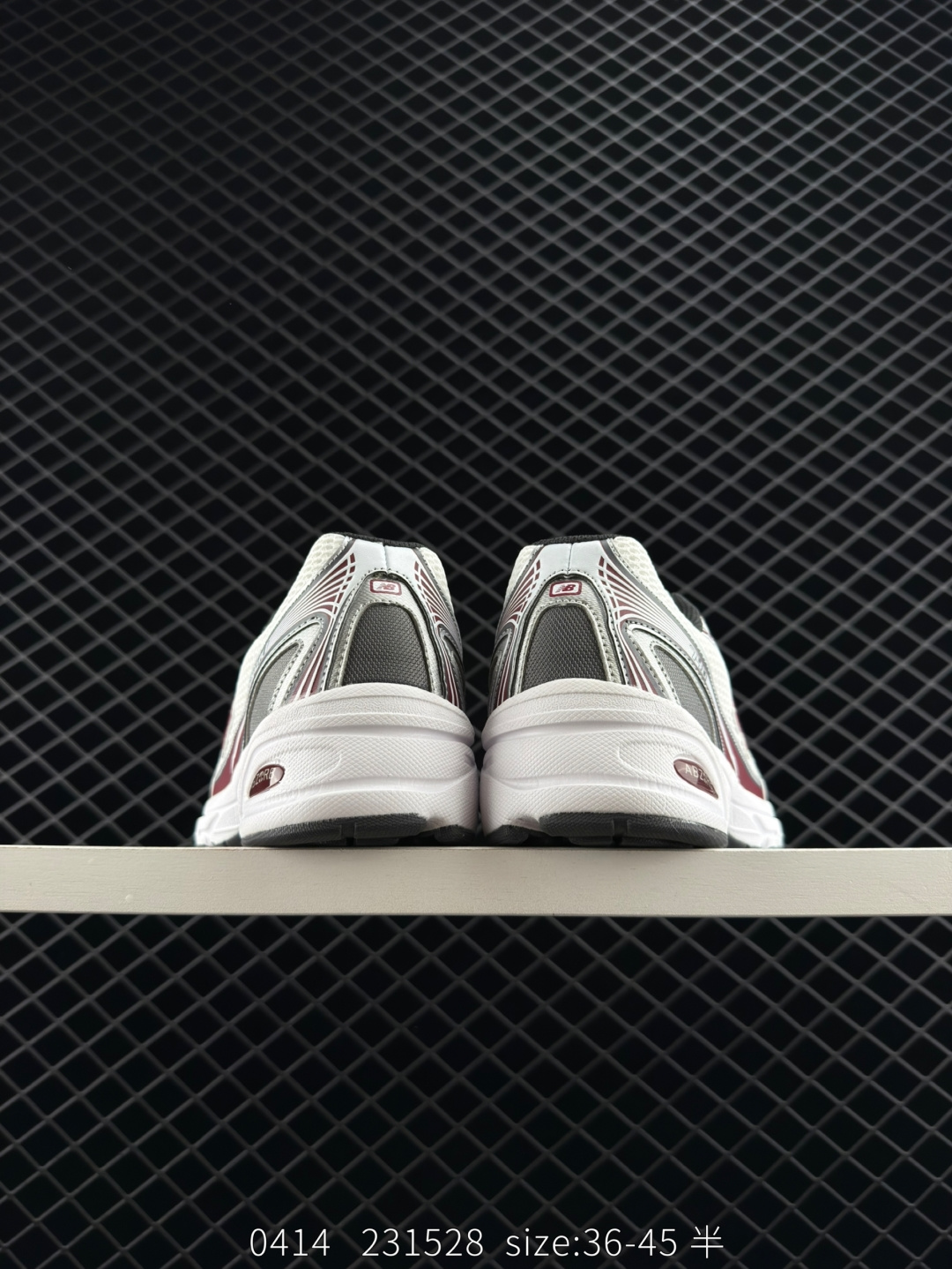 New Balance MR740 NB